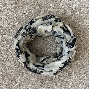 Charlotte Russe Black Rose Infinity Scarf